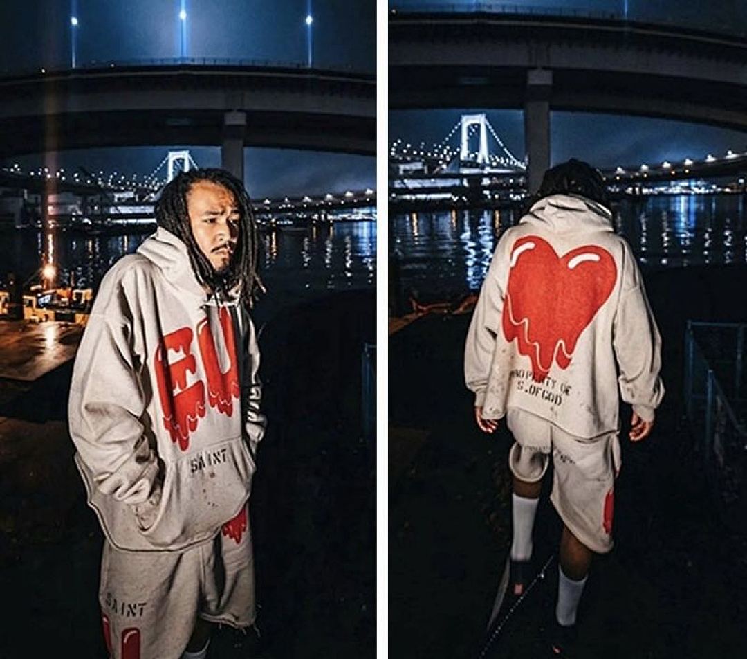 Saint Michael ST122 EU Heart Graphic Hoodie