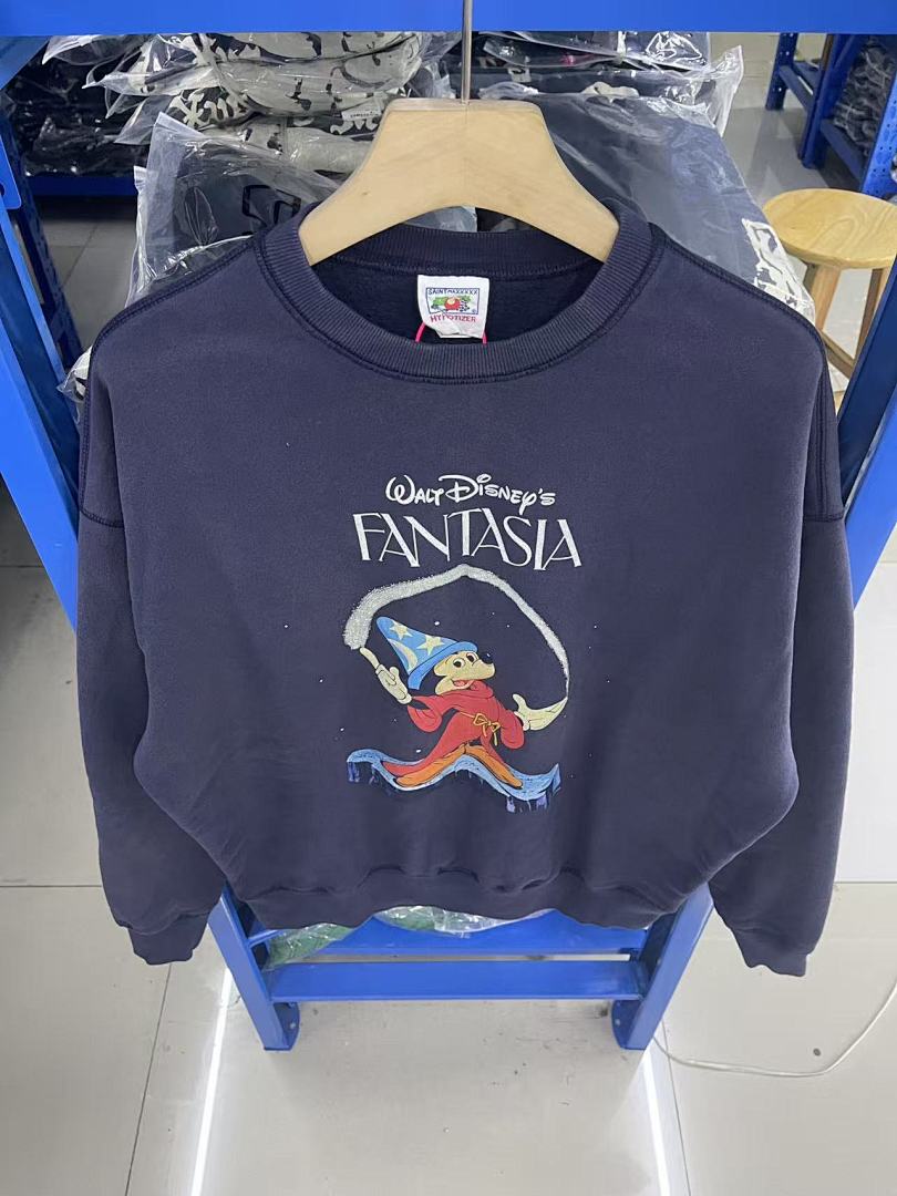 Saint Michael ST1030 Cartoon Graphic Sweatshirt