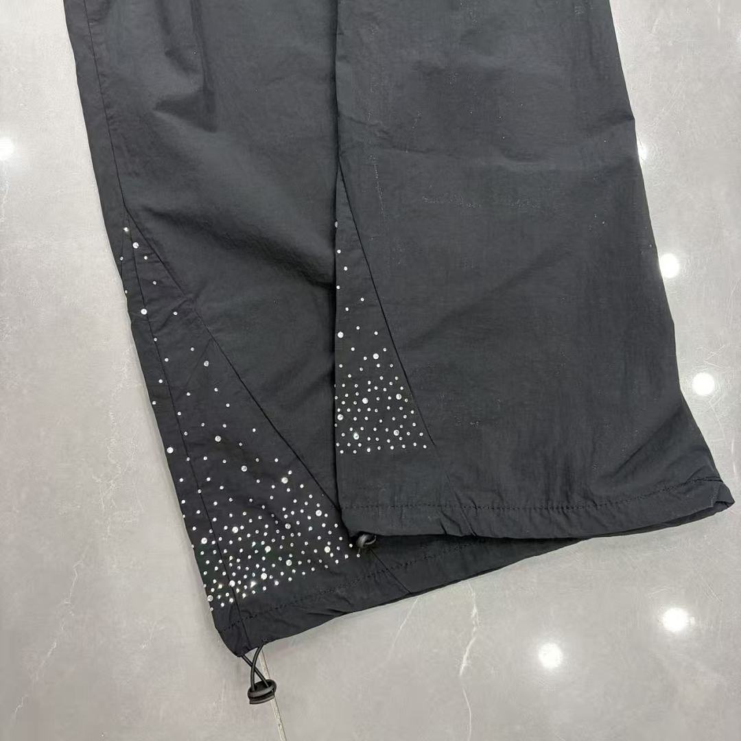 MIXED EMOTION Cross Logo Nylon-Style Casual Shorts
