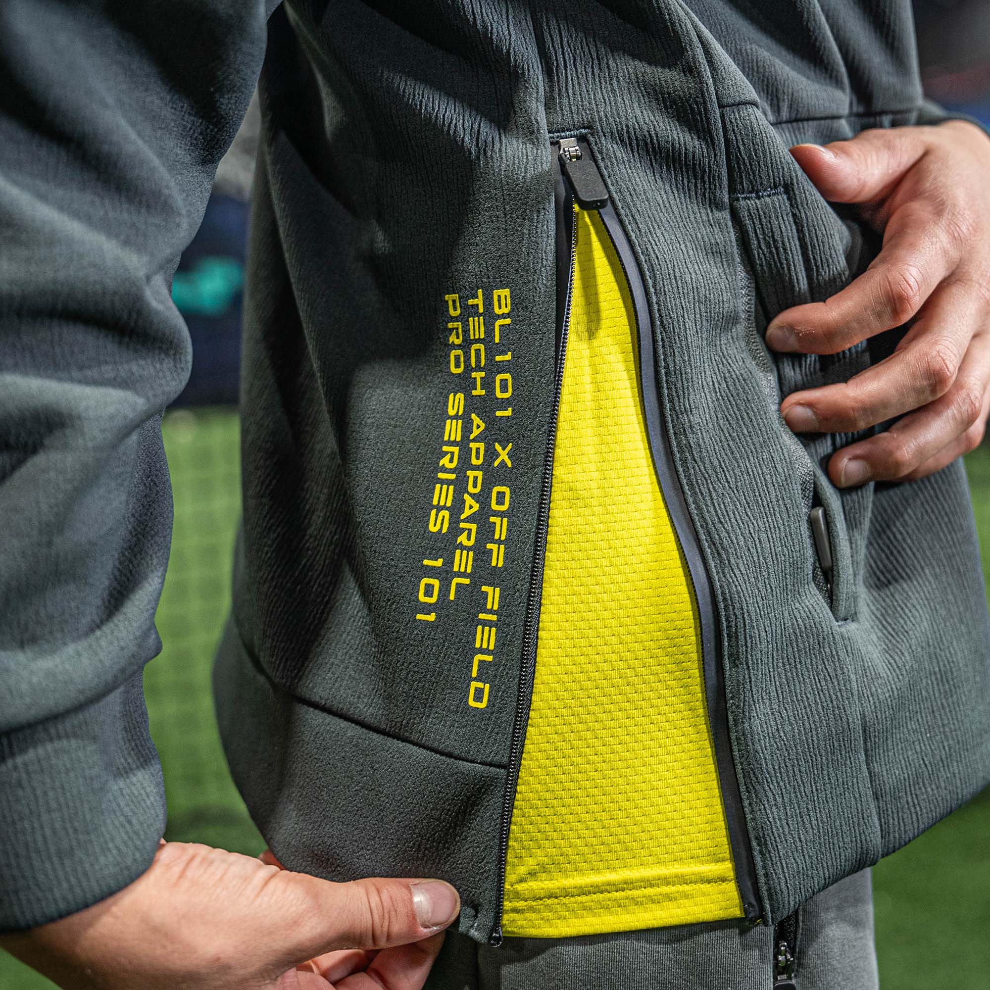 Diamond Tech Side Vented Youth Hoodie - Gray/Yellow