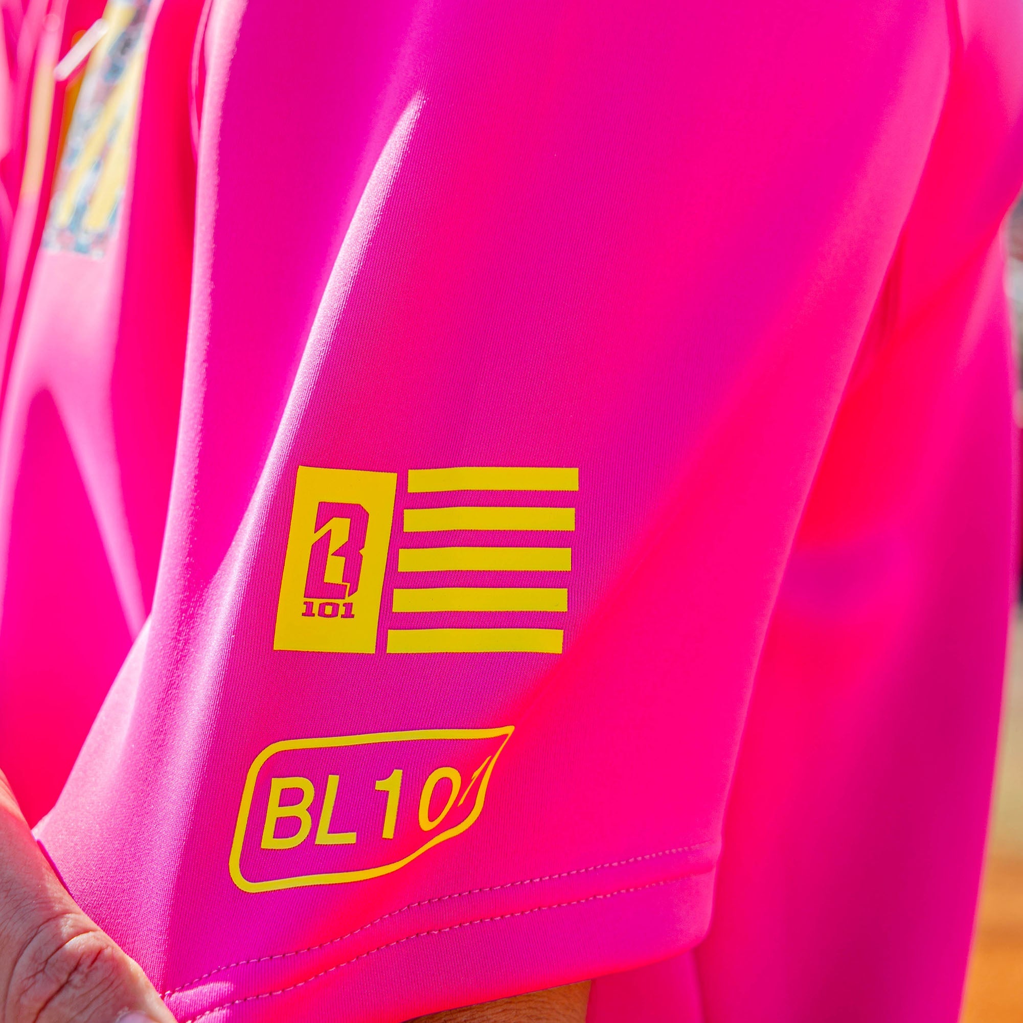 BSBL-SZN Short Sleeve Hoodie V3 - Pink/Smiley Slugger