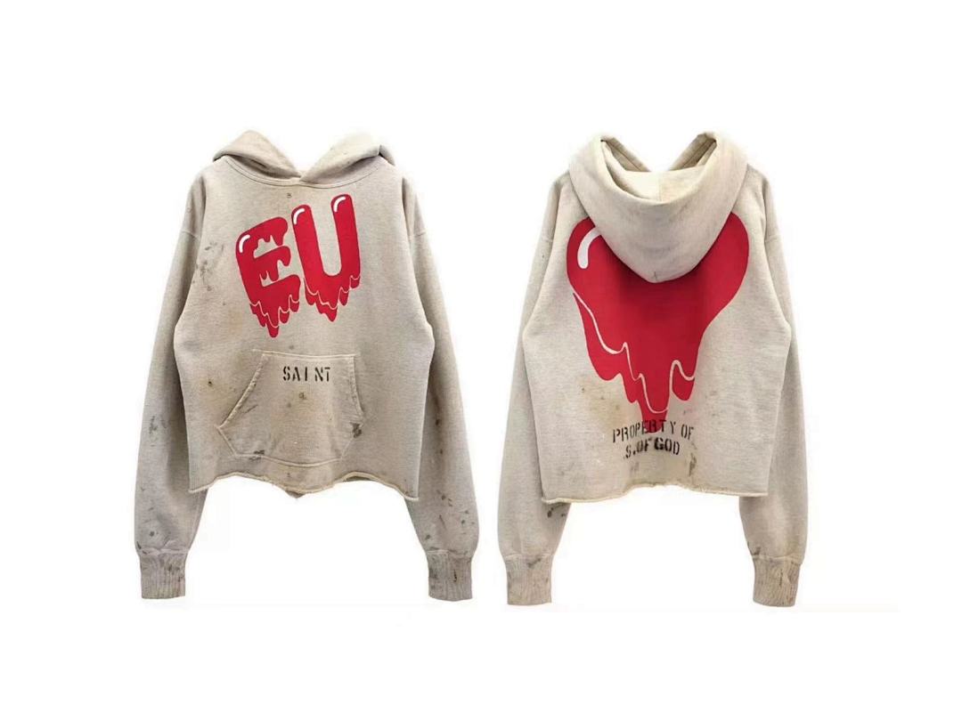 Saint Michael ST122 EU Heart Graphic Hoodie